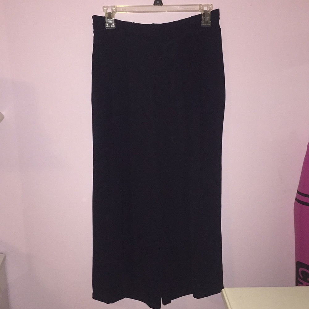 Navy gaucho high waisted capri pants